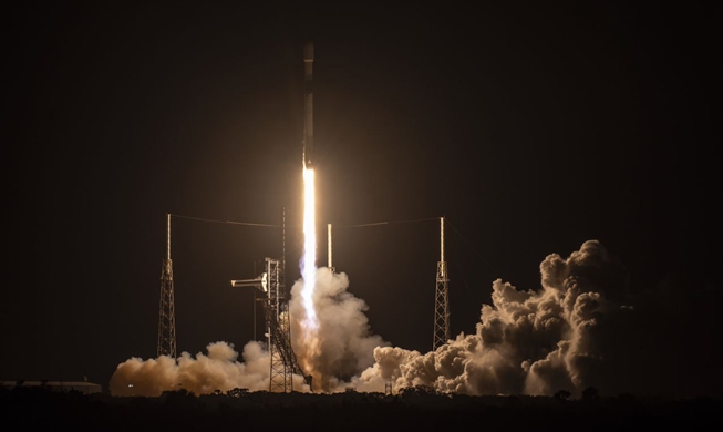 군 정찰위성 4호기 발사 성공···북 감시망 더 촘촘