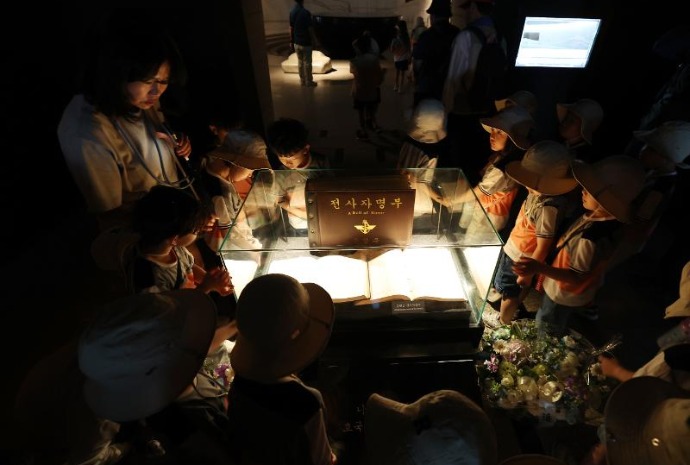 [사진으로 보는 한국] 내일은 현충일···그들이 지켜낸 이땅의 희망