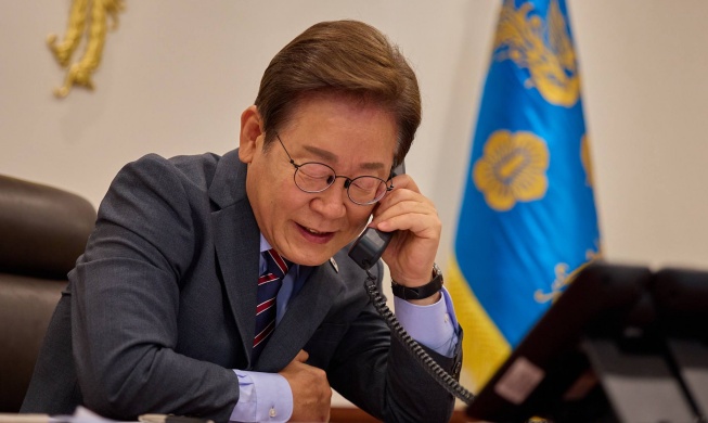 이 대통령, 베트남·호주 정상과 잇단 통화···전방위 협력 강화 의지 확인