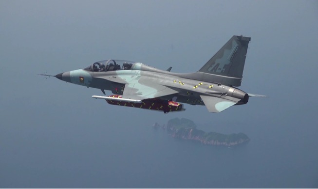 국내 첫 개발 장거리 공대지 유도탄, 비행 안전성 검증 성공