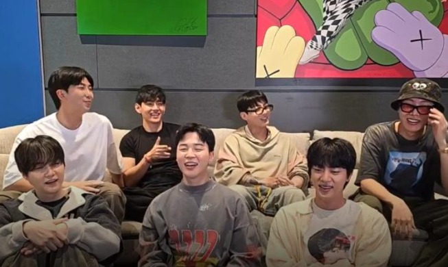 BTS 완전체 활동 예고··· 