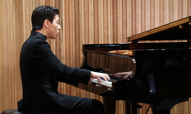 롱-티보 콩쿠르 우승 피아니스트 김세현 
