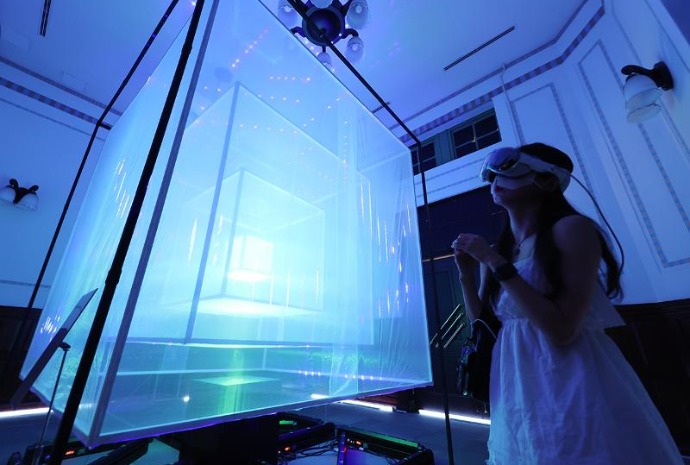 [사진으로 보는 한국] 행복과 이상향을 바라보는 시선 '우리들의 낙원'