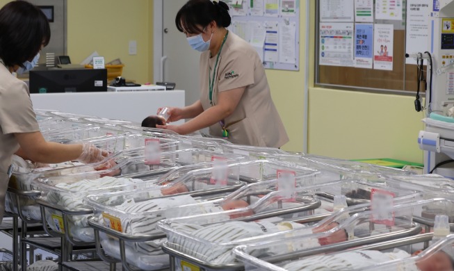 올 5월까지 출생아 10만 명 넘어···증가율 역대 최고