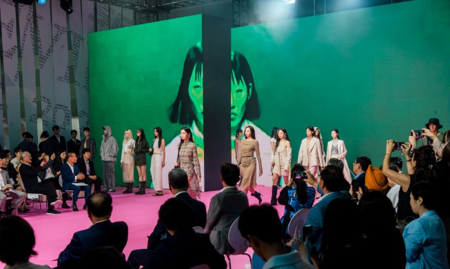 섬유 패션 최신 경향 한눈에···'프리뷰 인 서울' 개막