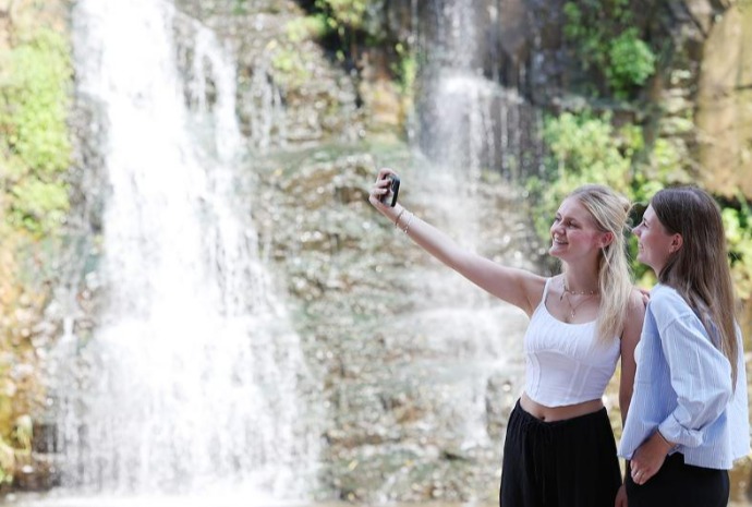 [사진으로 보는 한국] 아직은 '여름'