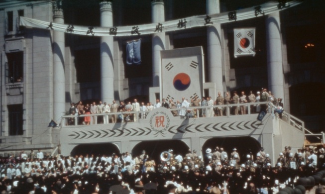 '빛으로 이어진 광복 80년의 기록' 광화문광장서 특별전