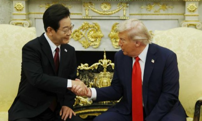 한미 첫 정상회담···김정은 만남 추진·조선업 협력 논의