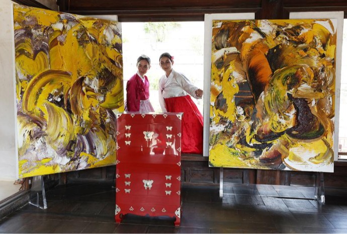 [사진으로 보는 한국] 전통과 현재의 합(合) ’K-헤리티지 아트전’