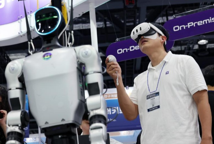 [사진으로 보는 한국] AI 산업의 미래를 한 눈에...'제1회 산업 AI EXPO'