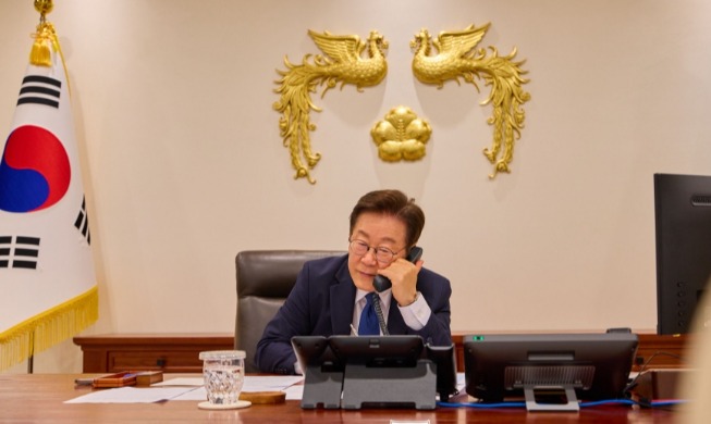 이 대통령, 몽골 대통령과 첫 통화···