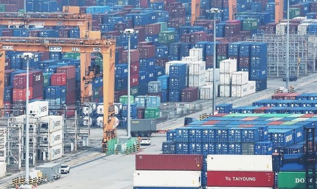 OECD, 한국 경제 올해 1.0%·내년 2.2% 성장 전망···