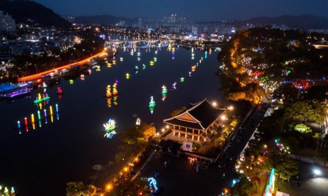 보령머드·안동탈춤·진주남강유등, 세계를 홀린다···정부, 글로벌 축제 육성 '박차' 