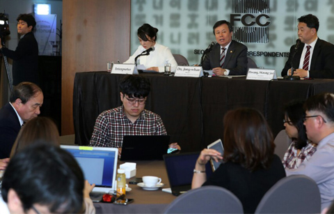 [국제언론 25시] ⑤‘북한의 덩샤오핑?’…외신이 본 김정은