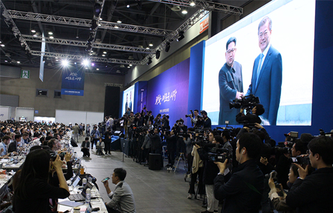 [국제언론 25시]⑥ “평화가 힘!”…남북정상회담 ‘A학점’